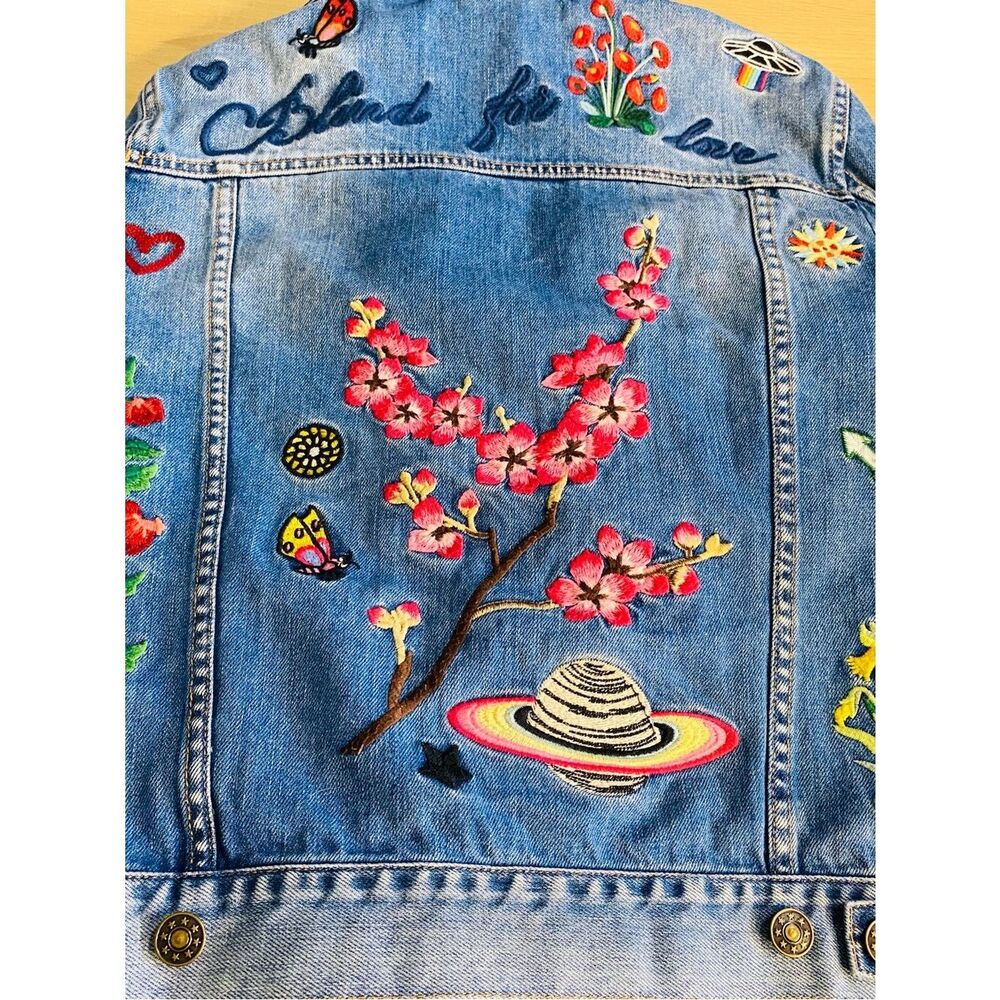 Gucci California Embroidered GG Denim Jacket Size Small - Picture 13 of 17